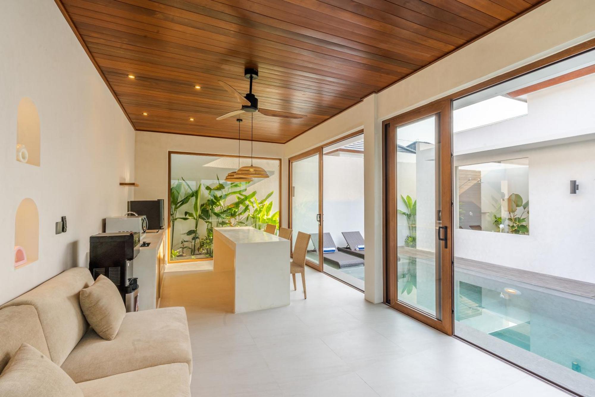J4 Villas Sanur Экстерьер фото