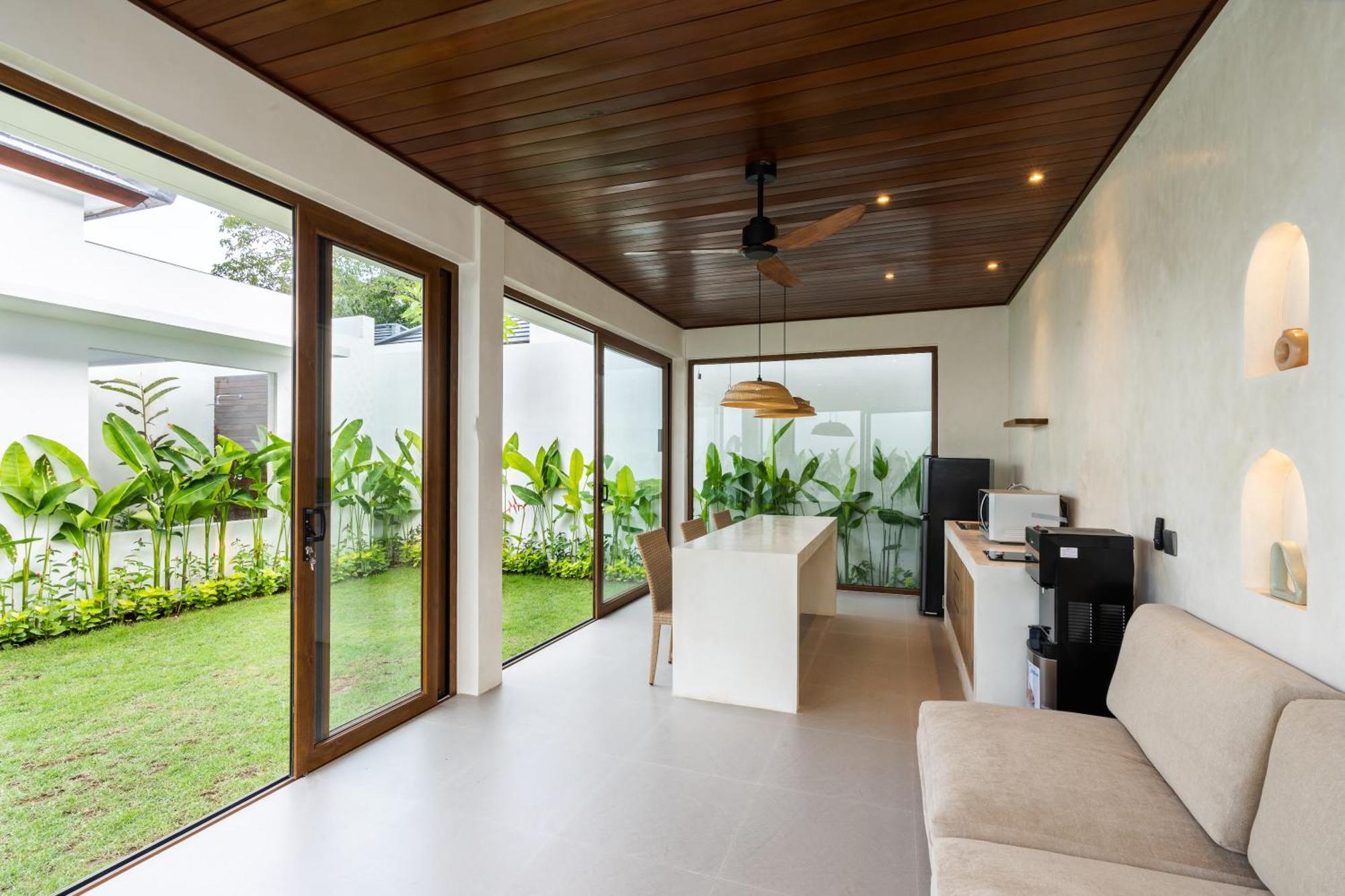J4 Villas Sanur Экстерьер фото